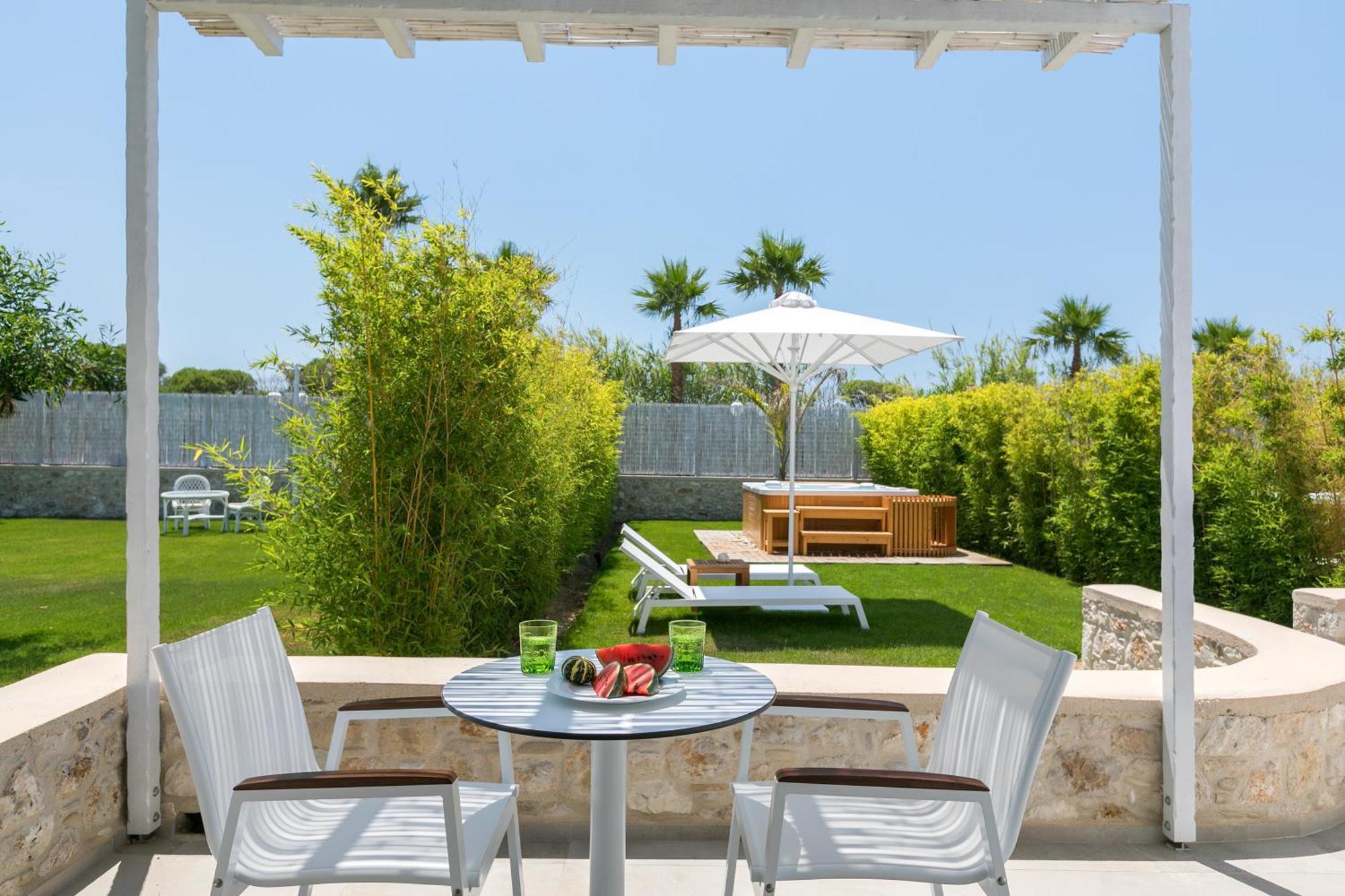 White Pearls-Adults Only Luxury Suites คอสทาวน์ ห้อง รูปภาพ